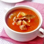 【洋葱胡萝卜汤】洋葱胡萝卜汤的做法_洋葱胡萝卜汤怎样做好吃