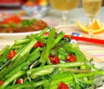 【水芹菜和芹菜一样吗】水芹菜的做法大全_水芹菜的营养价值