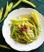 【黄花菜的做法】新鲜黄花菜的做法_黄花菜怎么做好吃