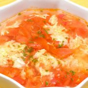 【西红柿鸡蛋汤怎么做】西红柿鸡蛋汤的营养价值_西红柿鸡蛋汤的功效