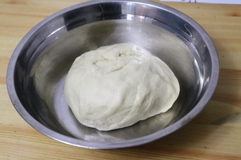 香葱培根芝士面包的做法步骤1