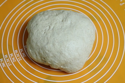 肉桂粉小牛角面包步骤1