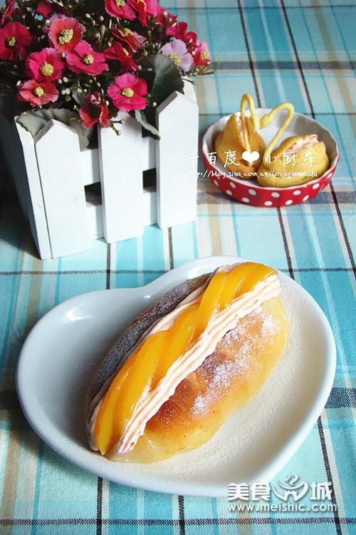 黄桃奶油夹心面包的做法