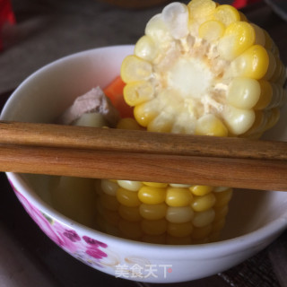 玉米炖猪肉汤的做法
