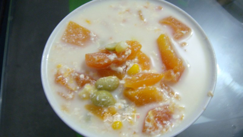 催奶、丰胸汤——牛奶炖木瓜的做法