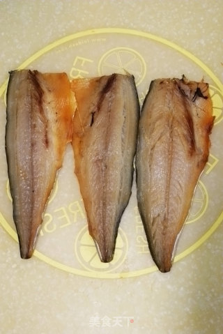 【烤鲅鱼干】--地道的胶东特色咸鱼干的做法步骤：5