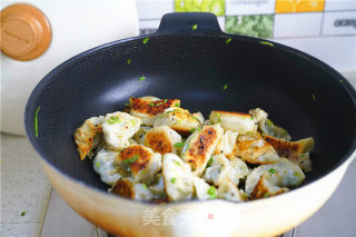 香煎速冻饺子的做法步骤：8